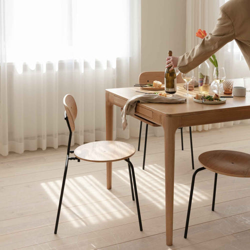 Curious | chaise