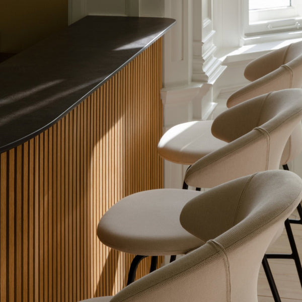 UMAGE Lifestyle Time Flies Bar Stool Black White Sands (3) (3).jpg