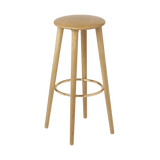UMAGE_packshot_5520_The Socialite_bar stool_oak_(2).png